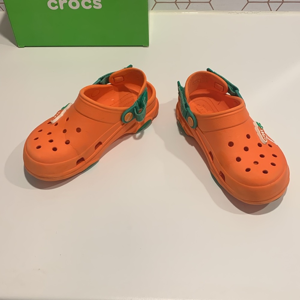 Crocs Carrots Clogs - Picture 5 of 13